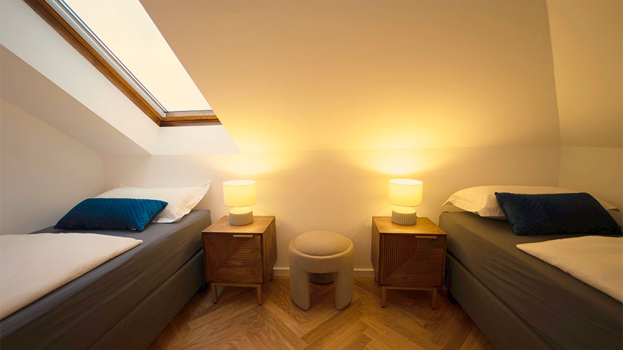 Premium Deluxe-Maisonette - Schlafraum mit zwei Betten