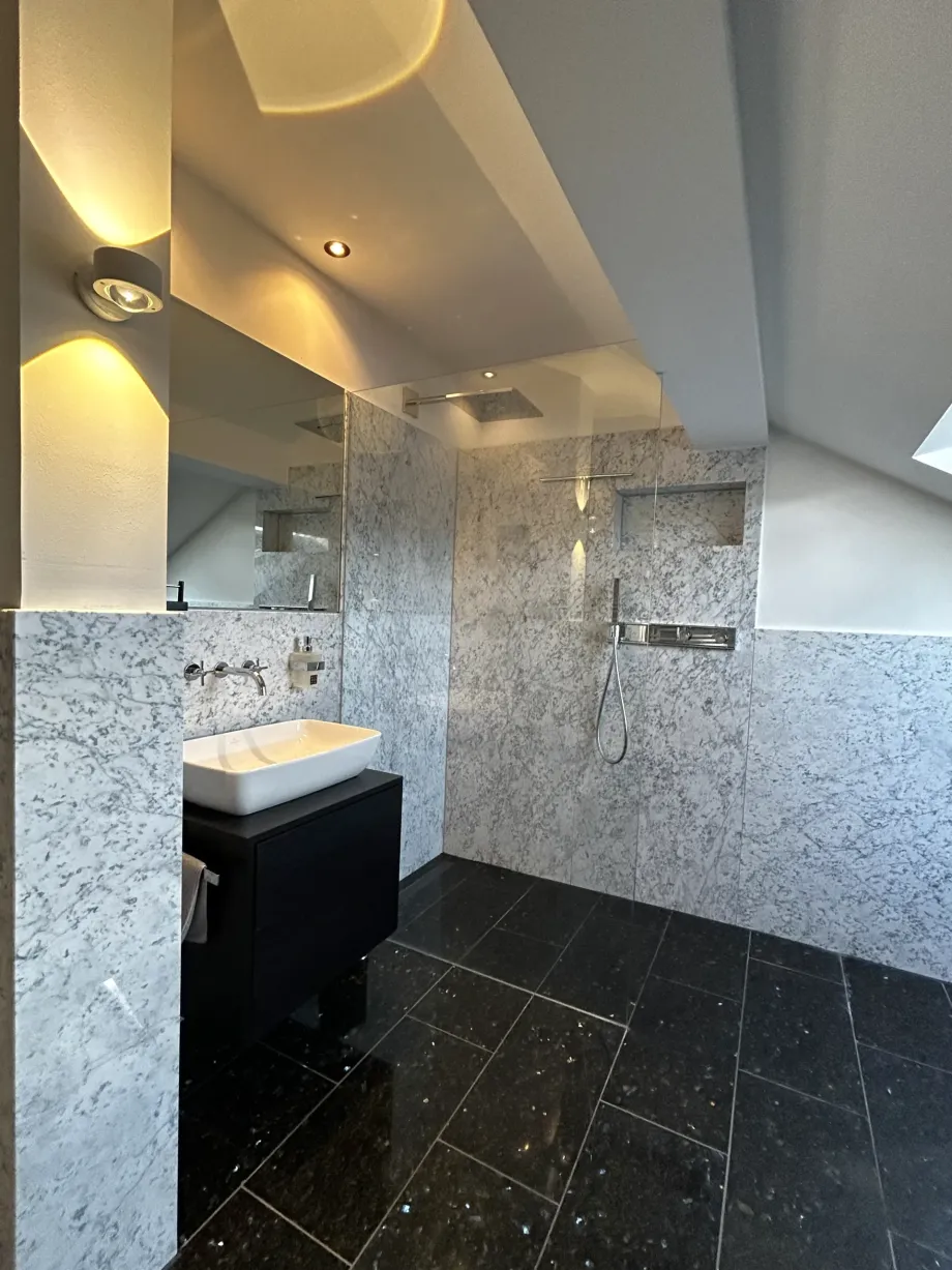 Musikviertel Leipzig - Premium Deluxe Maisonette - En Suite Bad