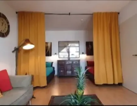 Musikviertel Leipzig - Wohlf&uuml;hl-Oase - Zimmer 1 -  Eingang und Schlafbereich