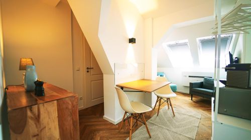 Burgzimmer - Wohnen & Schlafen