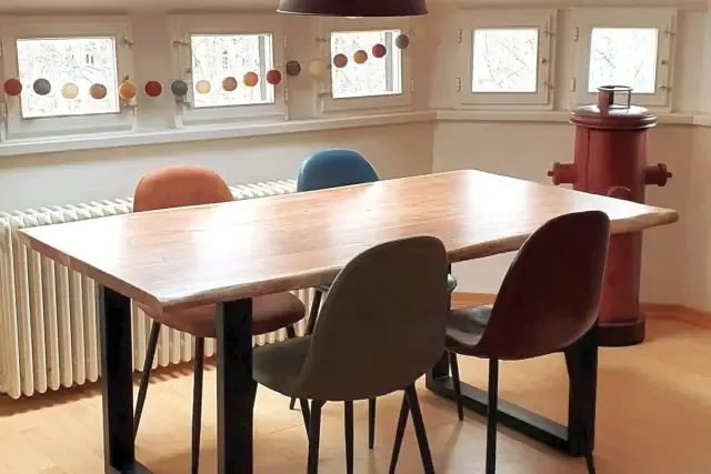 Musikviertel Leipzig - Wohlfühl-Oase - Zimmer 1 - Essbereich mit Löschgarantie