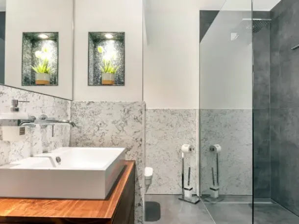 Musikviertel Leipzig - Wohlf&uuml;hl-Oase - Luxus-Badezimmer mit Regendusche