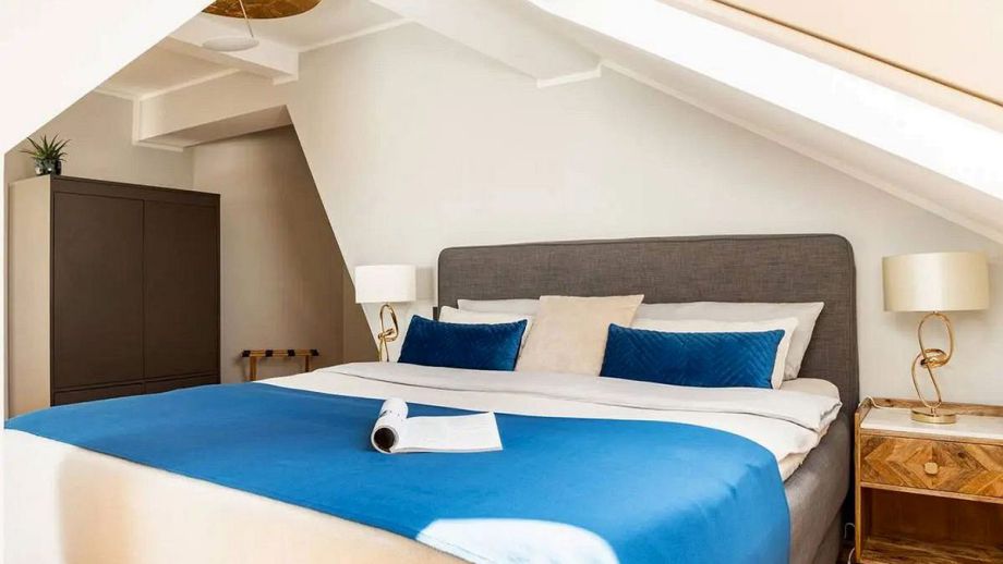 Premium Deluxe-Maisonette - Bequemes Boxspringbett