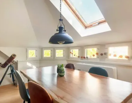 Musikviertel Leipzig - Wohlf&uuml;hl-Oase - G&auml;steraum 1 - Essen unter dem Zeltdach