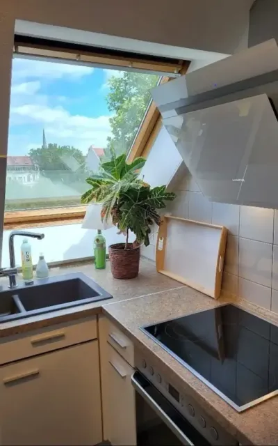 Musikviertel Leipzig - Wohlf&uuml;hl-Oase - K&uuml;che Aussicht 1