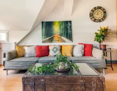 Musikviertel Leipzig - Wohlf&uuml;hl-Oase - G&auml;stezimmer 1 - Couch